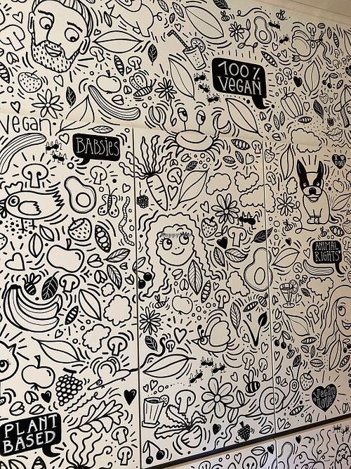 Heerlijke wall  at Babsies  in Diksmuide