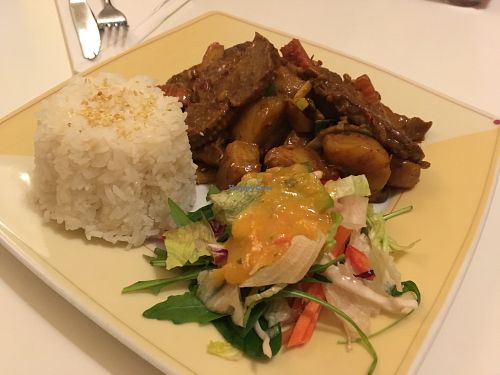 veggies with soy and tempeh at Loving Hut in Hannover