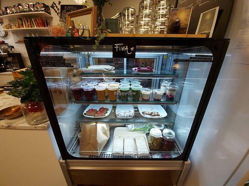 Fika and smoothies! at Bonne Femme in Johanneshov