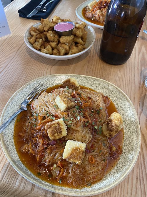 Popcorn cauliflower and tofu noodles (an insane amount of food)  at The Waimate in Waimate
