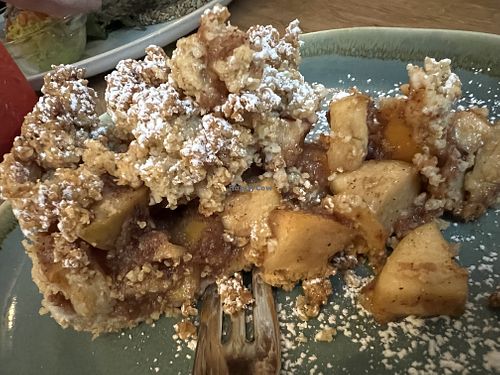apple crumble  at Emmi's Kitchen - Werinherstr in Munich