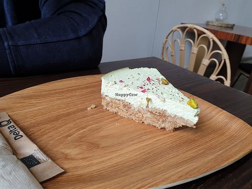 Pistachio tart at My Green Pastry in Porto