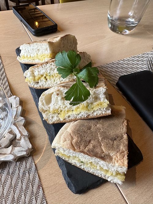 Vegan garlic bread  at Gavino Restaurante Bar in Funchal