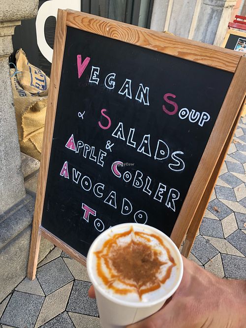 pumpkin spice latte at R&B in Ljubljana