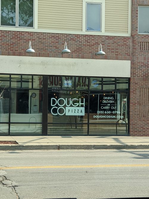 Dough Co. Pizza Des Moines Iowa Restaurant HappyCow