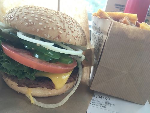 Vegan burger at Surf Shack in Hoellviken