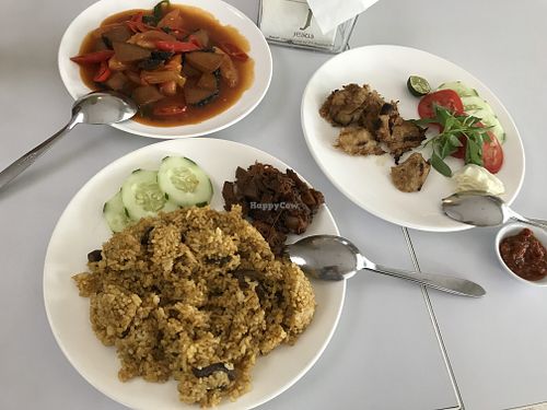 Curry Fried Rice, Heart of Gold (Sweet and Sour Fish Meat), and Penyet Terasi at Loving Hut in Surabaya
