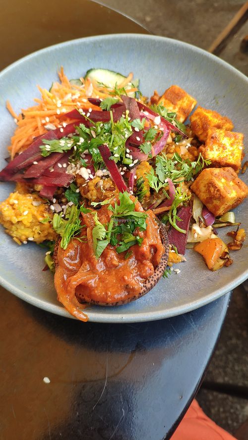 Nasi Goreng avec tofu frit at Matahari Boui-boui in Ile-de-re