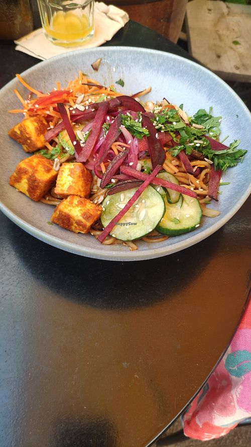 Mie Goreng avec tofu frit at Matahari Boui-boui in Ile-de-re
