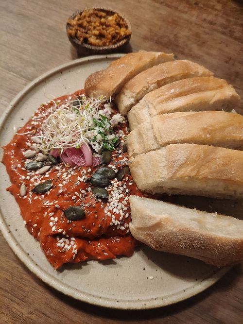 Crème de piments doux et Pesto Rosso maison at Matahari Boui-boui in Ile-de-re