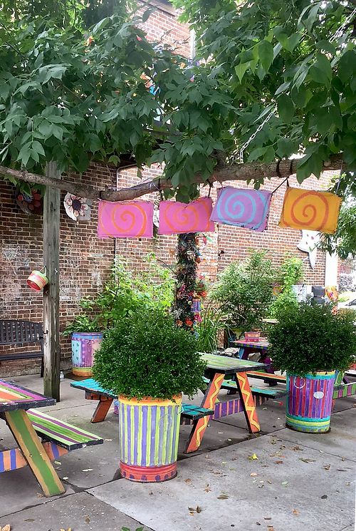 colorful outdoor seating at Third Street Stuff and Coffee in Lexington