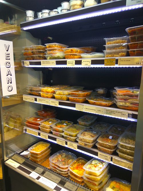 Sección de platos caseros veganos. at Nostrum  in Alicante