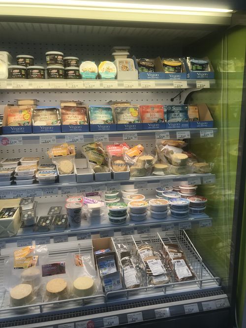 Vegan cheese at iVegan in Rome