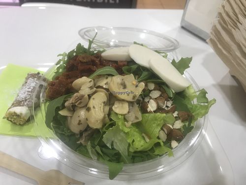 Salad at iVegan in Rome