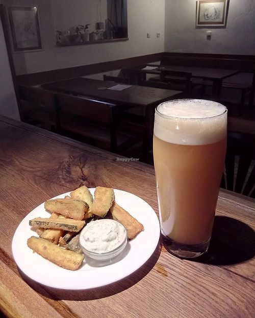 Fried zukini with beer at Shromaždiště in Prague