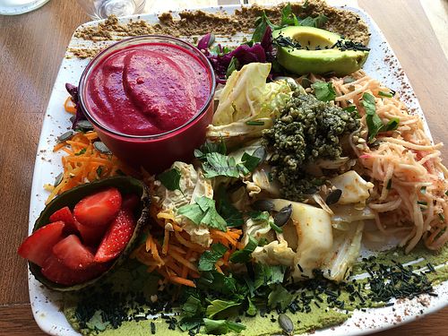 Menu - tout cru at Sol Semilla in Paris