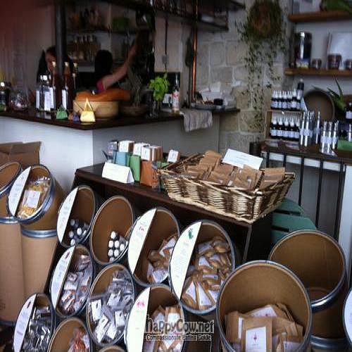 Inside Voy Alimento June 2011 at Sol Semilla in Paris