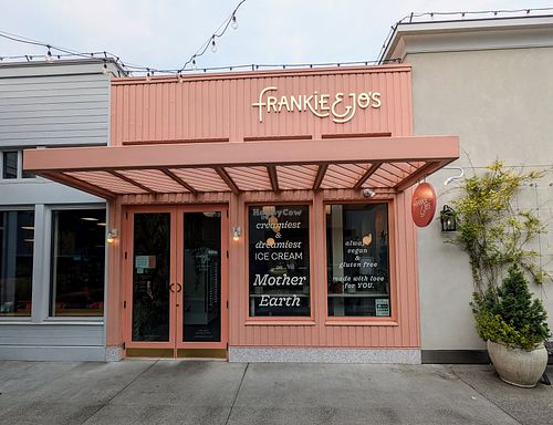 Cute shop at Frankie & Jo's - University Village in Seattle