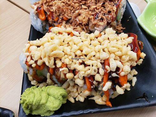 3) EBI TEMPURA ROLL
Vegan Shrimp Tempura, Wellness's Krab Salad, Avocado, Cucumber, Tempura Crisps, Spicy Sauce, Sushi Sauce - delish at Wellness Sushi in Denver