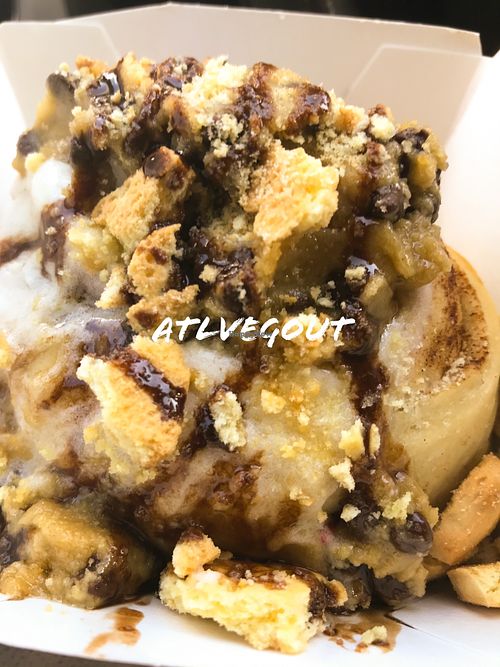 Cinnamon roll at Cinnaholic in Dunwoody