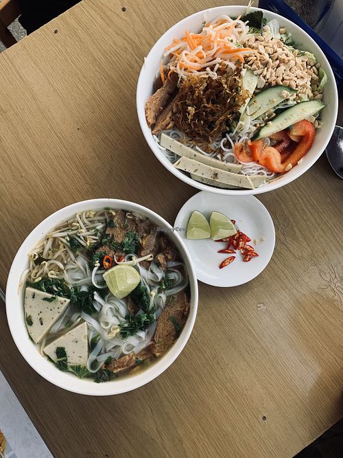 Pho and Bun bo Nam bo at Bo De Tam in Prague