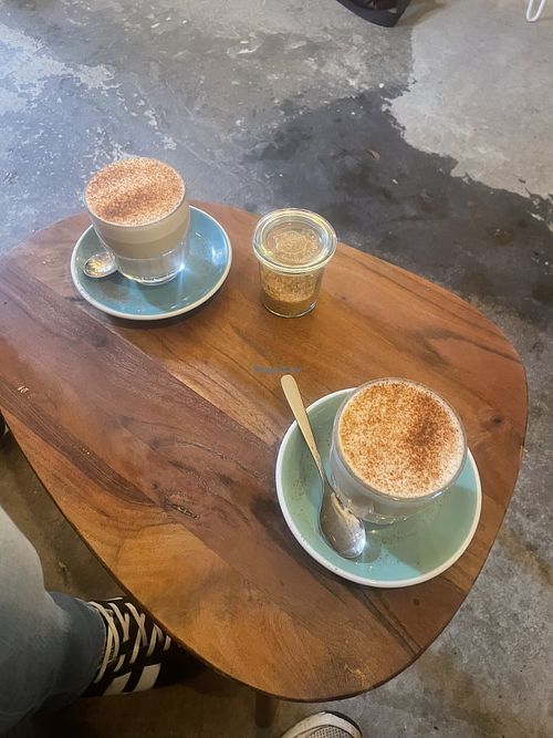 Chai oat latte (4,80€)  at misch misch in Stuttgart