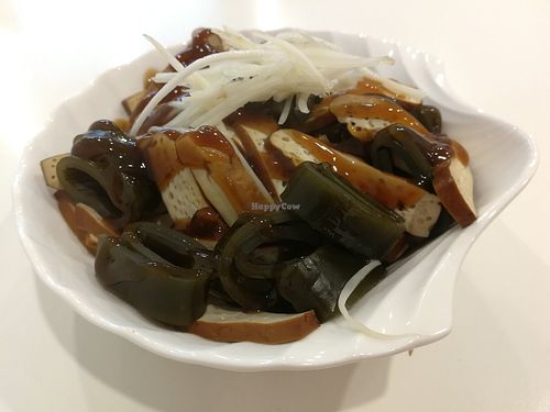 Tofu gan with kelp. at DòuFu Diàn Zǐ 豆腐店仔 in Hualien