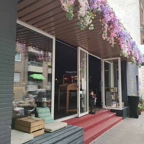  at Urania Theater in Cologne