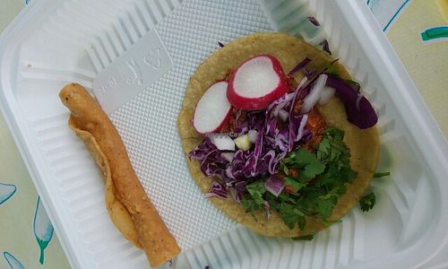 taco and taquito filled with tofu at Flacos in Berkeley