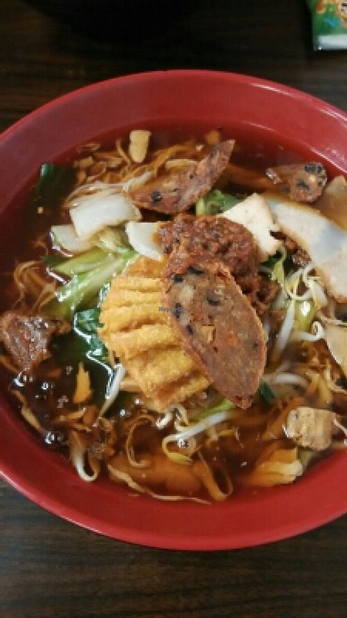 Lor Mee (Noodles with thick gravy) at Pine Tree Cafe 长春树 - Fortune Centre in Central Singapore