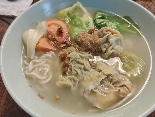 Home made dumplings with soup noodle at Pine Tree Cafe 长春树 - Fortune Centre in Central Singapore