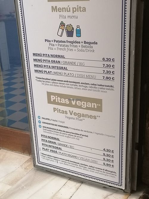 Vegan menu at Pita Gyros Gòtic in Barcelona
