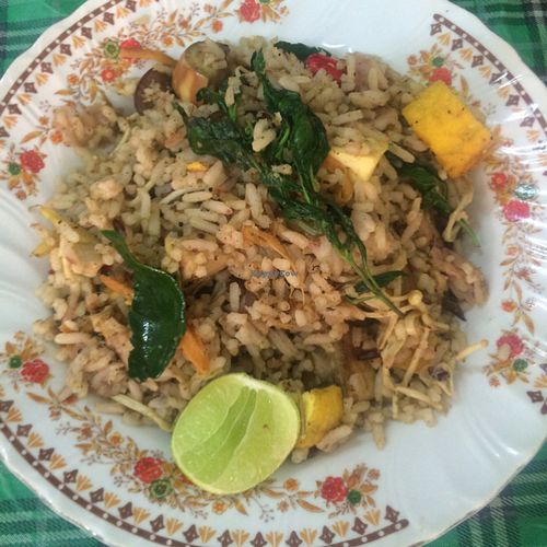 fried rice and vegetables in green curry  at Samrup Jay in Ayutthaya