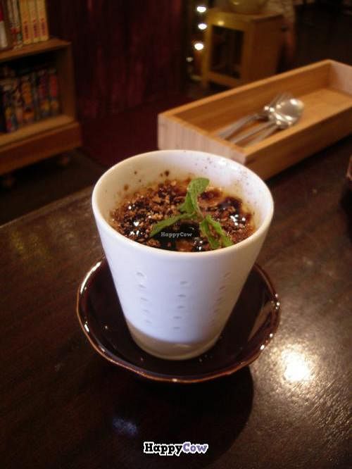 Crème brûlée at Meu Nota in Tokyo