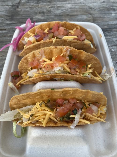 Three tacos #Veganuary at Wolfie's Nashville Hot Chicken in Los Angeles