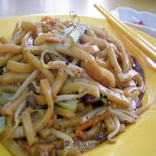 Fried Fresh Mushroom Noodle (Flat Udon) SGD$4
 at Yi Xin Vegetarian - Ang Mo Kio in North Singapore