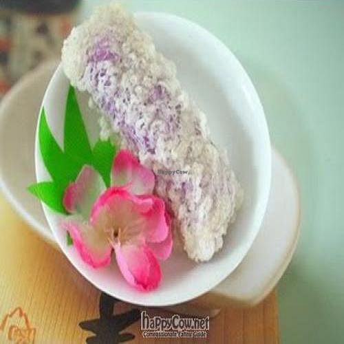 Purple Yam Roll or Dioscoreae Roll (Deep-fried) at Friendly Vegetarian Food Supplier 善缘 - AMK in Northeast Singapore