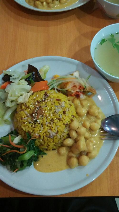 yellow ginger rice set at Tian Yuan 田园健康食品 in Central Singapore