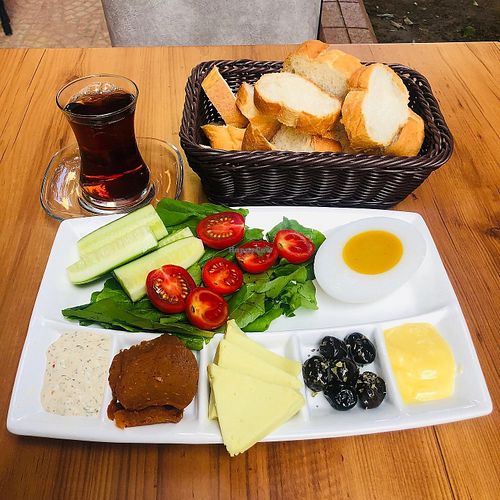 Vegan Turkish breakfast at Veganzza in Istanbul