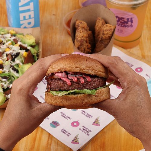 Image of Nosh Cravings