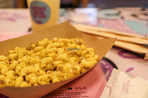 mac cheezy at Nosh Cravings in Doha