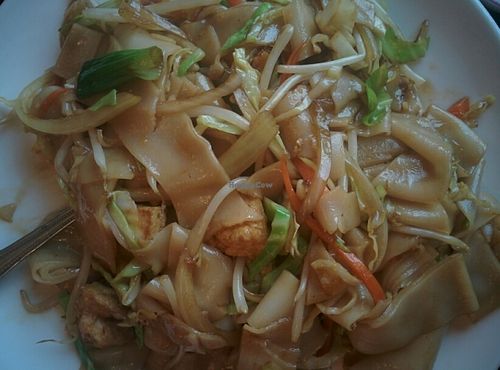 chicken chow fun with Tofu instead of chicken (really good) at Garden Fresh in Palo Alto