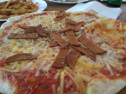 pizza at vego Foodworld in Berlin