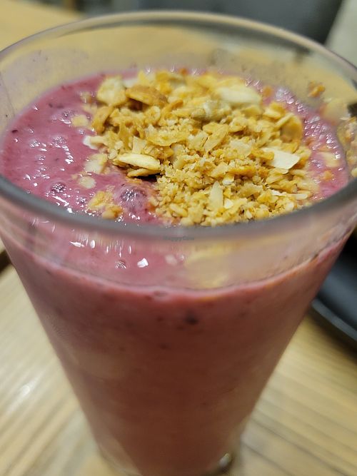 Berry smoothie at Plantiful - Plant-based Cafe in Bangkok