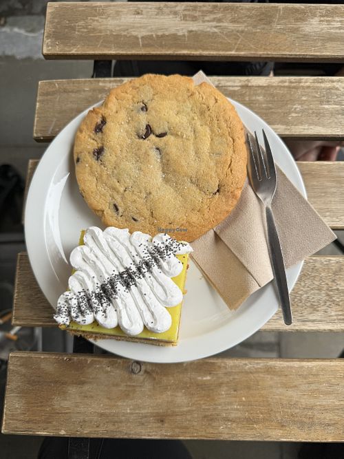 Chocolate chip cookie and lemon square  at Lucifer Lives in Brussels