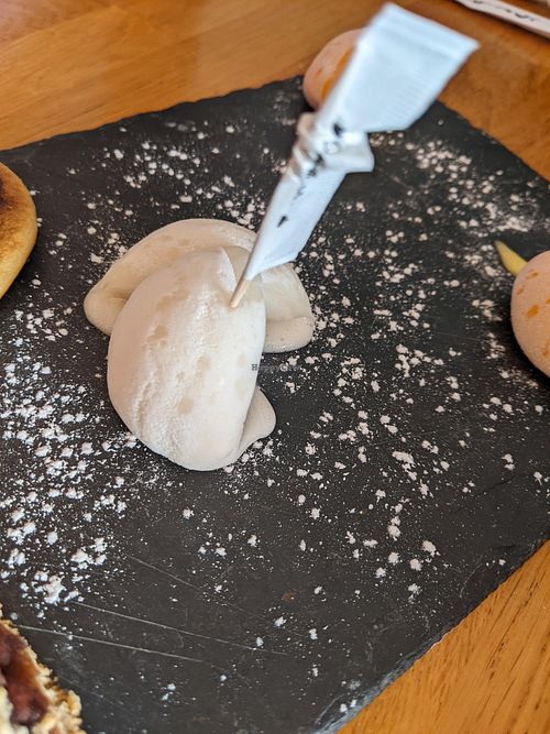 Mochi dessert (3.5€) - 4/5. at Ukiyo Noodlebar - Frontenex in Geneva