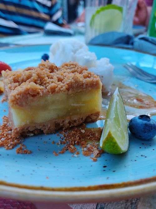 Caramel apple pie (already half eaten on the pic😉) at Zus en Zo in Steenwijk