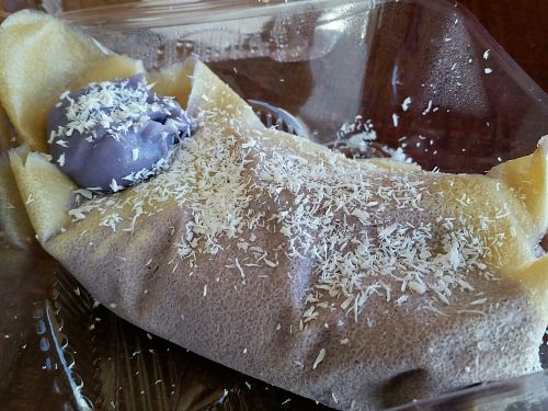 vegan crepe at Alive & Well Deli and Juice Bar in Kahului