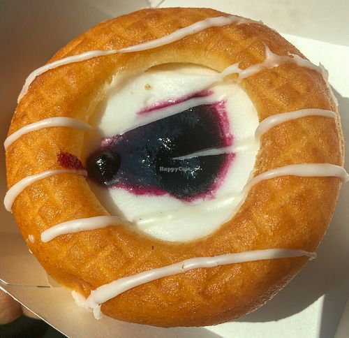 Saves The Danish at Creamo in Los Angeles