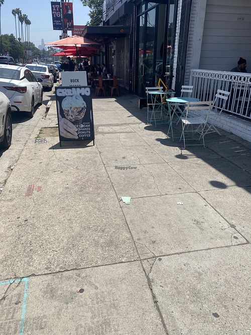 Outdoor Seating and Street Signage  at Creamo in Los Angeles
